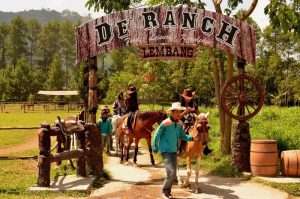 Tempat wisata murah di bandung D’ranch.