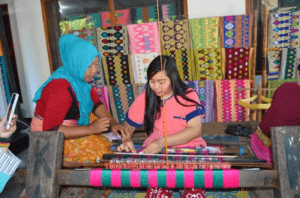 Kampung Sasak Lombok, Desa Sukarara. 