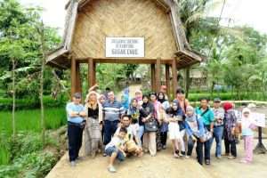 Kampung Sasak Lombok, Kampung Ende. 